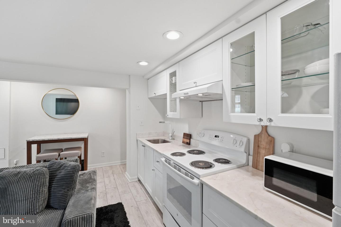 708 I St Se #b Property Photo 12