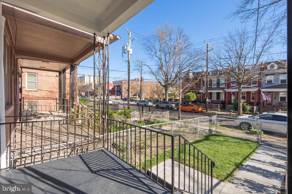 1209 Shepherd St Nw Property Photo 2