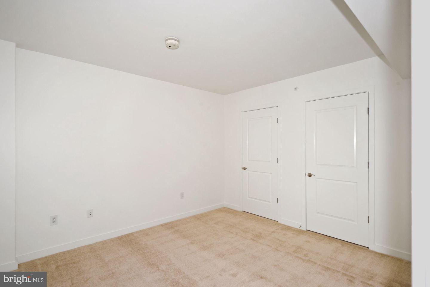 1025 1st St Se #804 Property Photo 7
