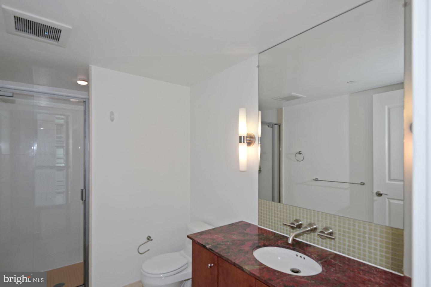 1025 1st St Se #804 Property Photo 15