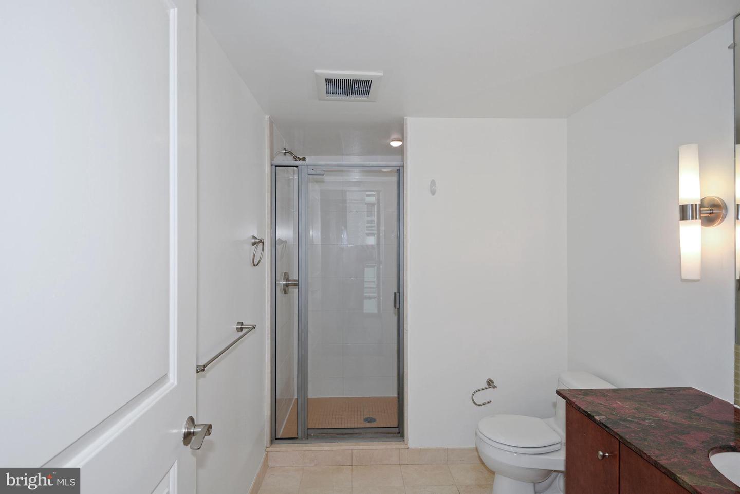 1025 1st St Se #804 Property Photo 16