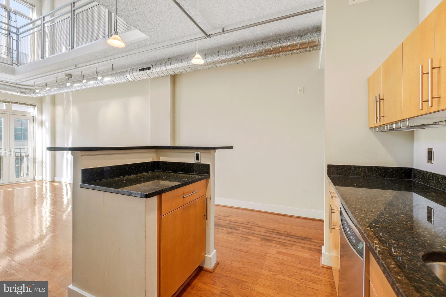 1390 Kenyon St Nw #329 Property Photo 8