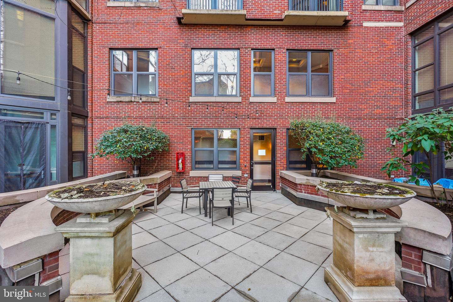 1390 Kenyon St Nw #329 Property Photo 26