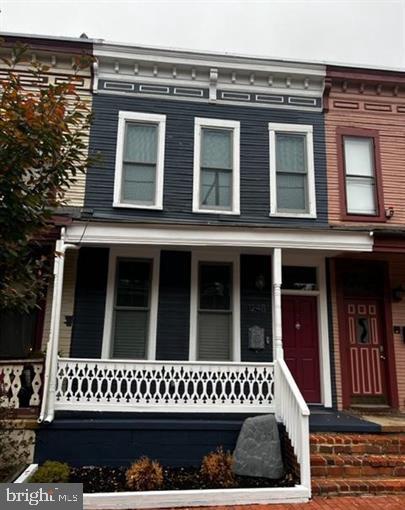 1248 U St Se Property Photo 1