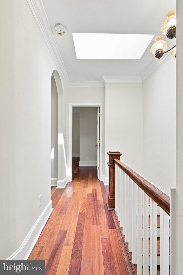 1400 Morse St Ne #a Property Photo 14
