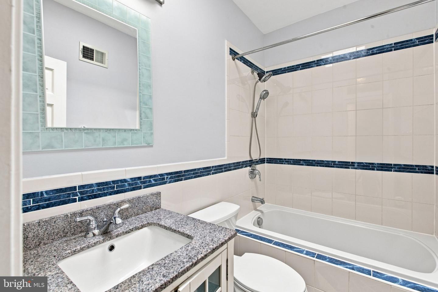 1400 Morse St Ne #a Property Photo 16