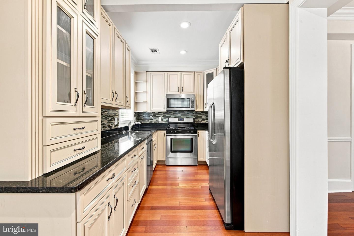 1400 Morse St Ne #a Property Photo 24