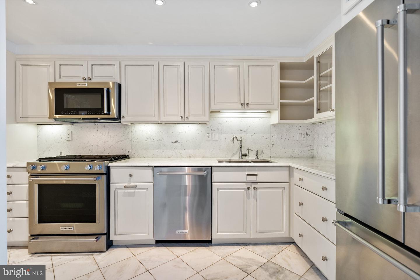 2500 Virginia Ave Nw #1005-s Property Photo 9