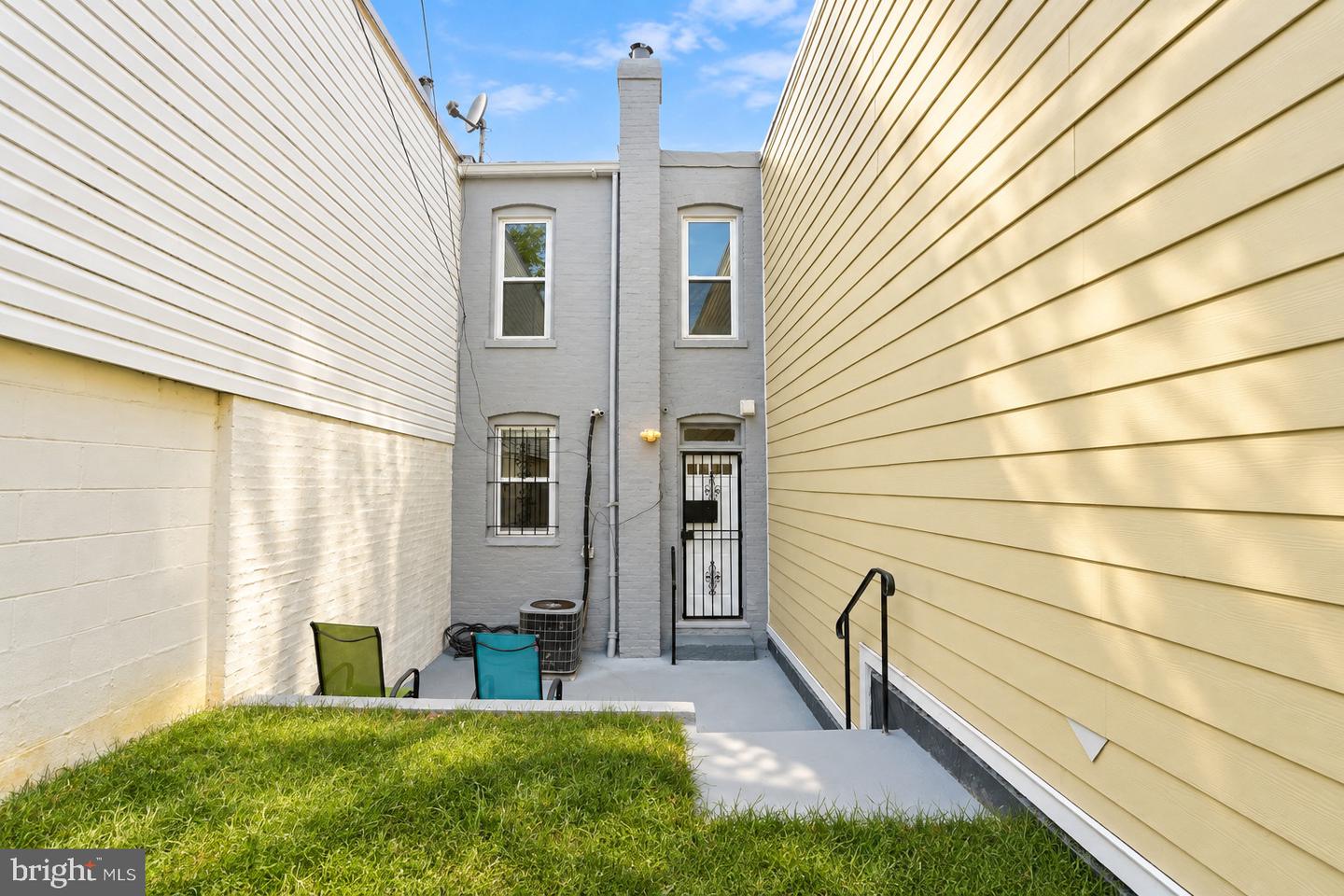 748 Irving St Nw Property Photo 21