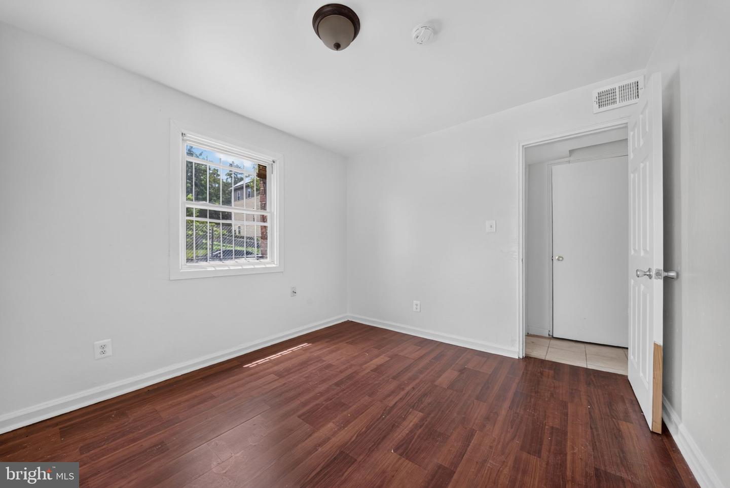 5920 Foote St Ne Property Photo 12