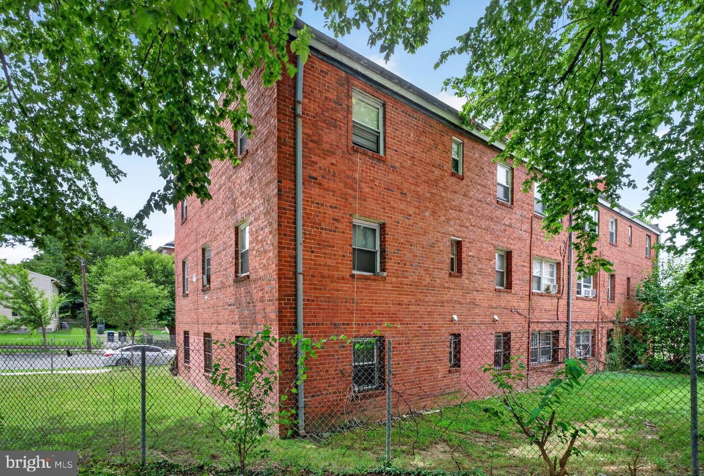 5920 Foote St Ne Property Photo 17