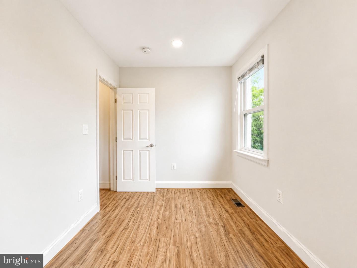 2851 Robinson Pl Se Property Photo 15