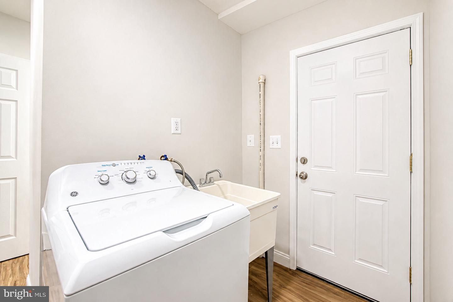 2851 Robinson Pl Se Property Photo 27