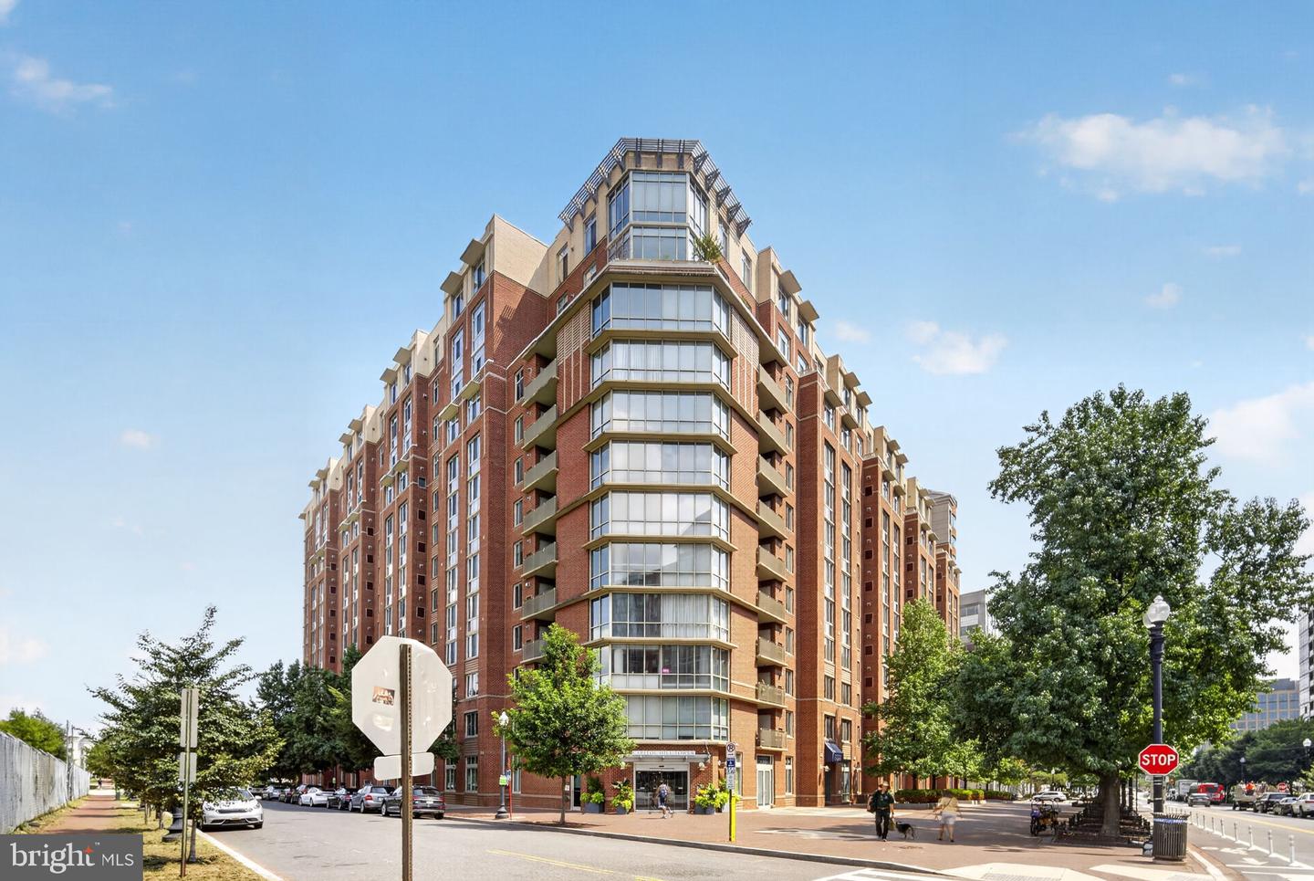1000 NEW JERSEY AVE SE #1113 Property Photo 1