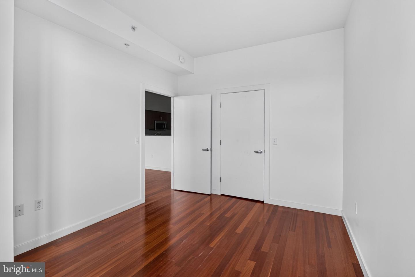 1000 New Jersey Ave Se #1113 Property Photo 10