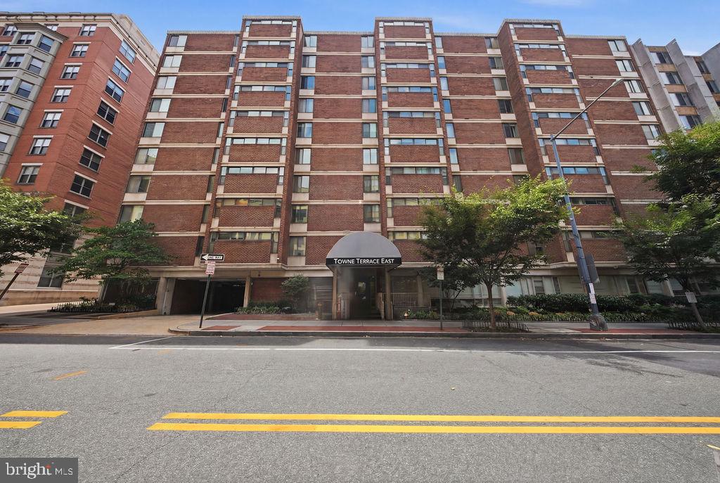 1420 N St Nw #1005 Property Photo 2