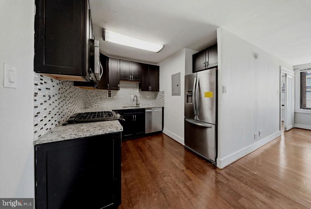 1420 N St Nw #1005 Property Photo 3