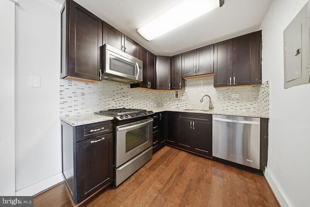1420 N St Nw #1005 Property Photo 4