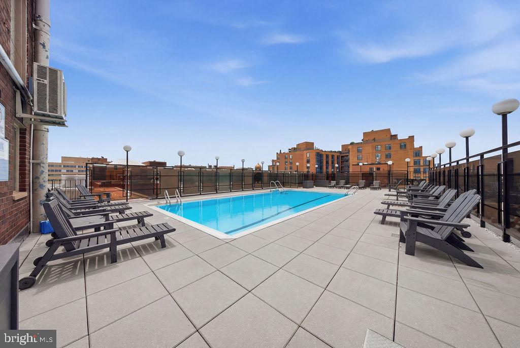 1420 N St Nw #1005 Property Photo 14