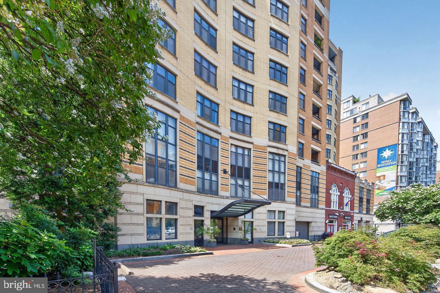 400 Massachusetts Ave Nw #817 Property Photo 1