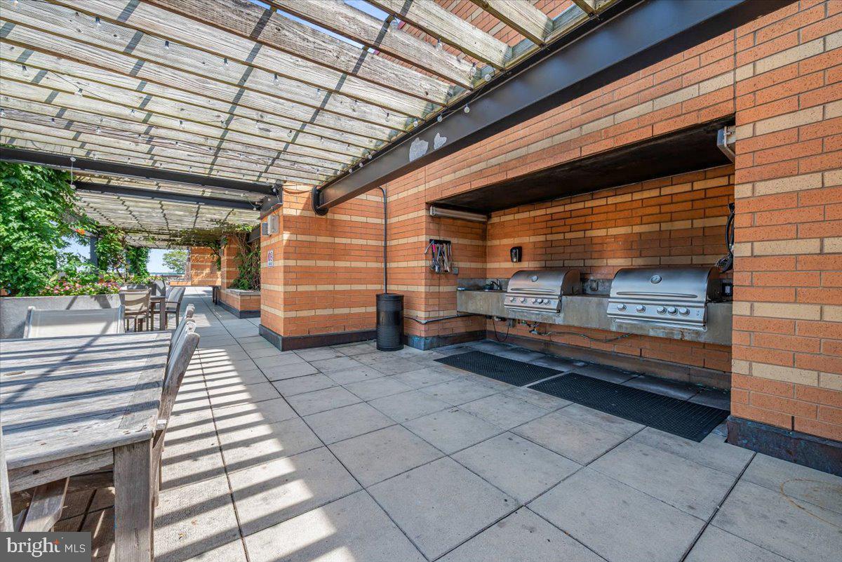 400 Massachusetts Ave Nw #817 Property Photo 18