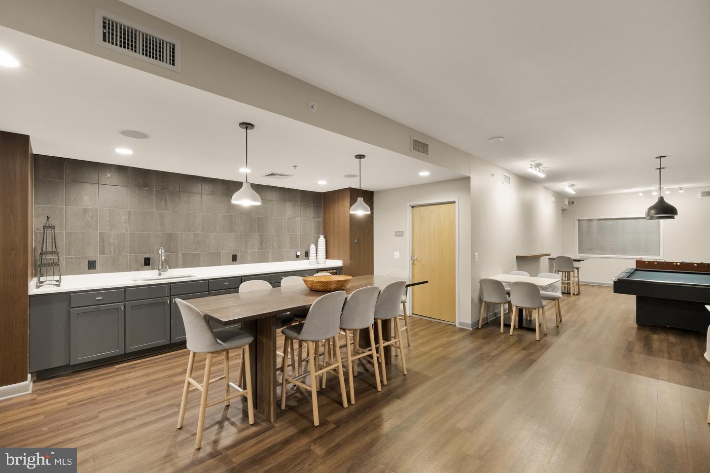 400 Massachusetts Ave Nw #817 Property Photo 26