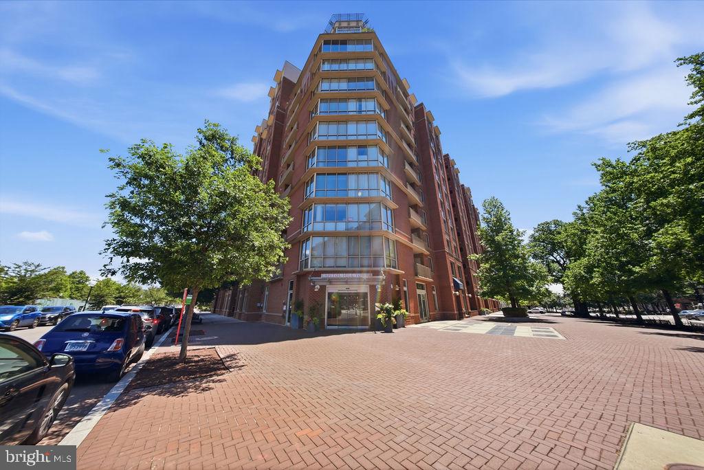 1000 NEW JERSEY AVE SE #1214 Property Photo 1