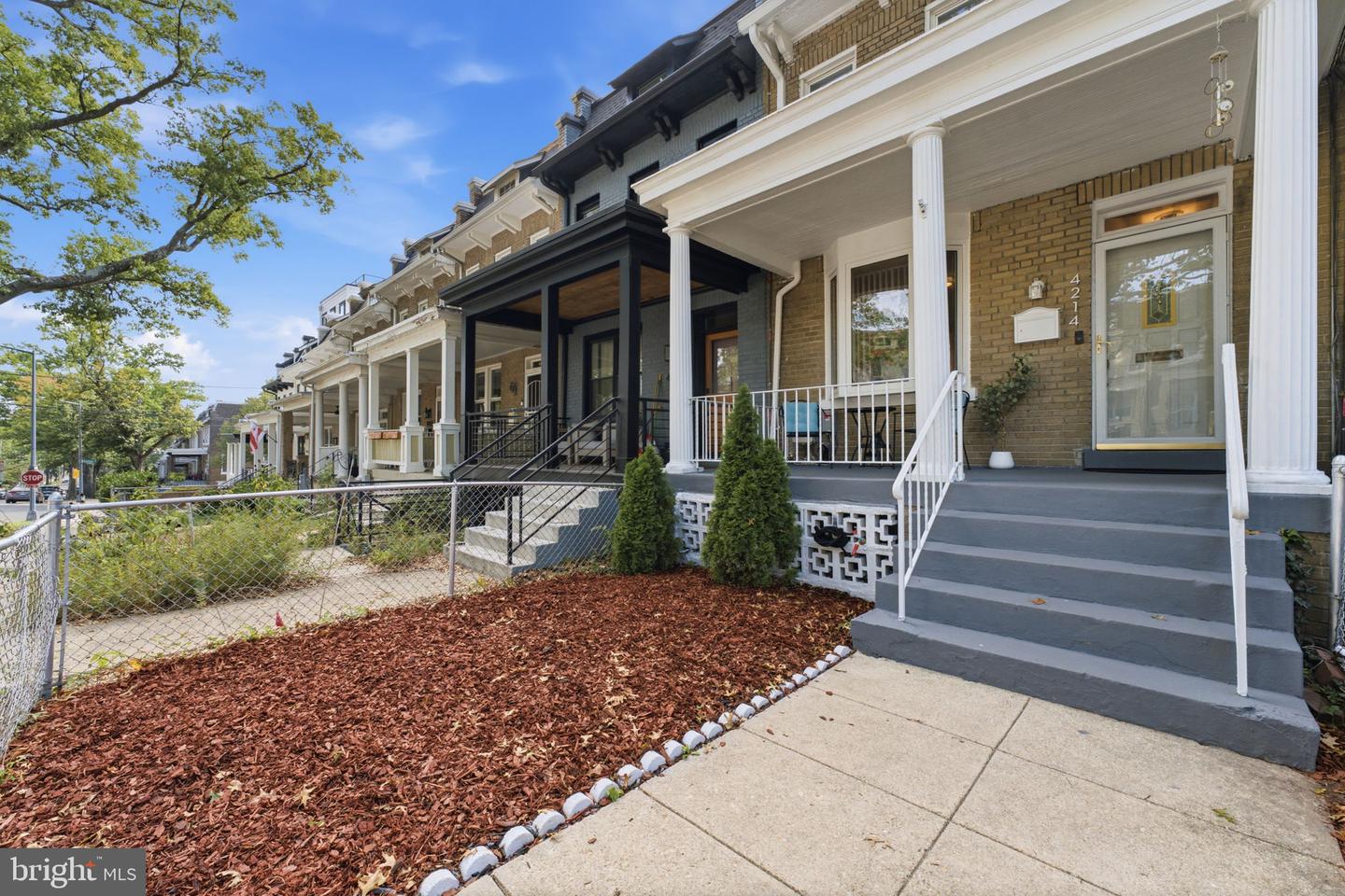 4214 3rd St Nw Property Photo 1