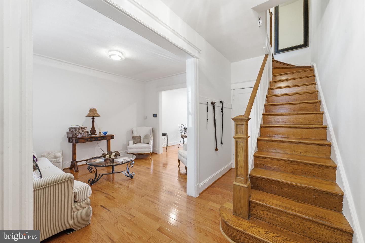 4214 3rd St Nw Property Photo 6