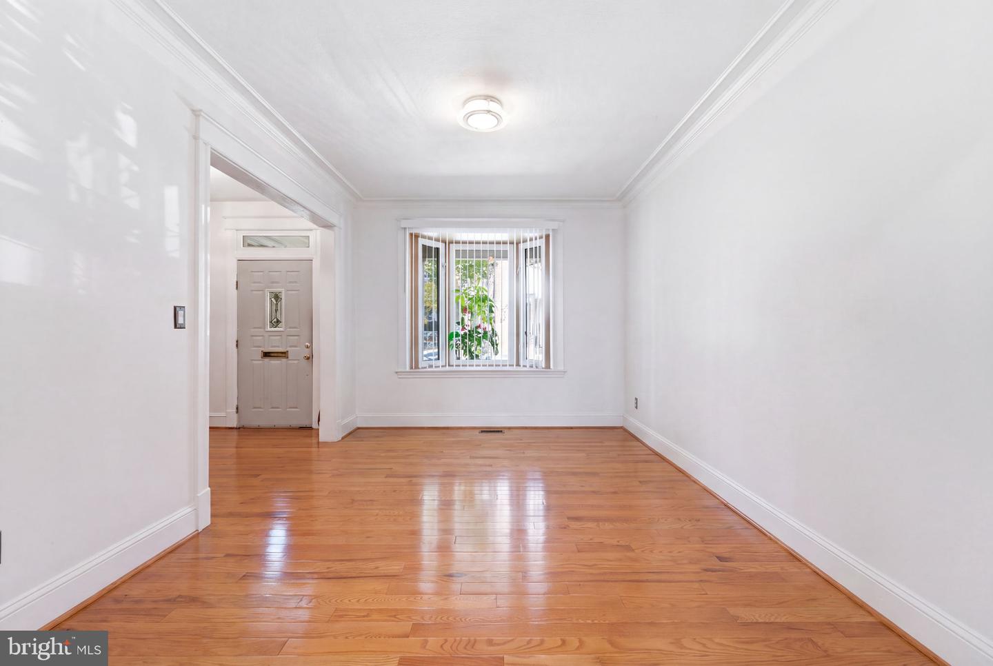 4214 3rd St Nw Property Photo 10