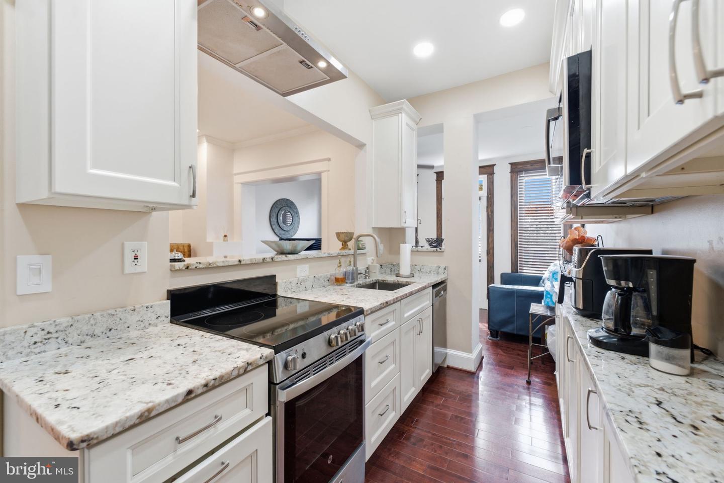4214 3rd St Nw Property Photo 18