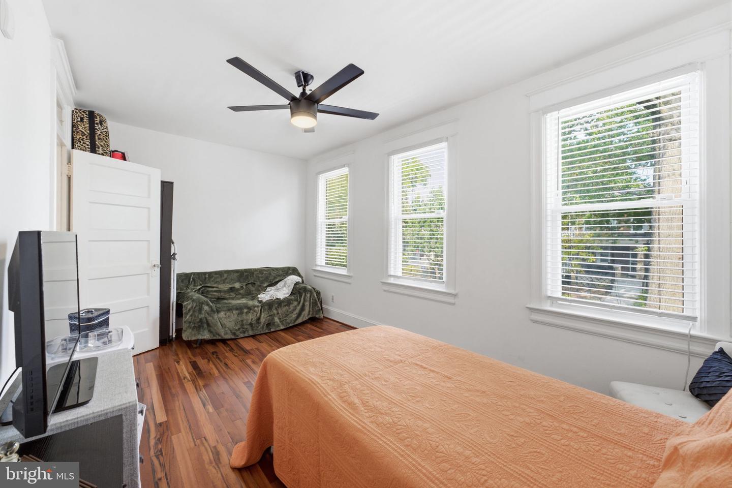 4214 3rd St Nw Property Photo 57