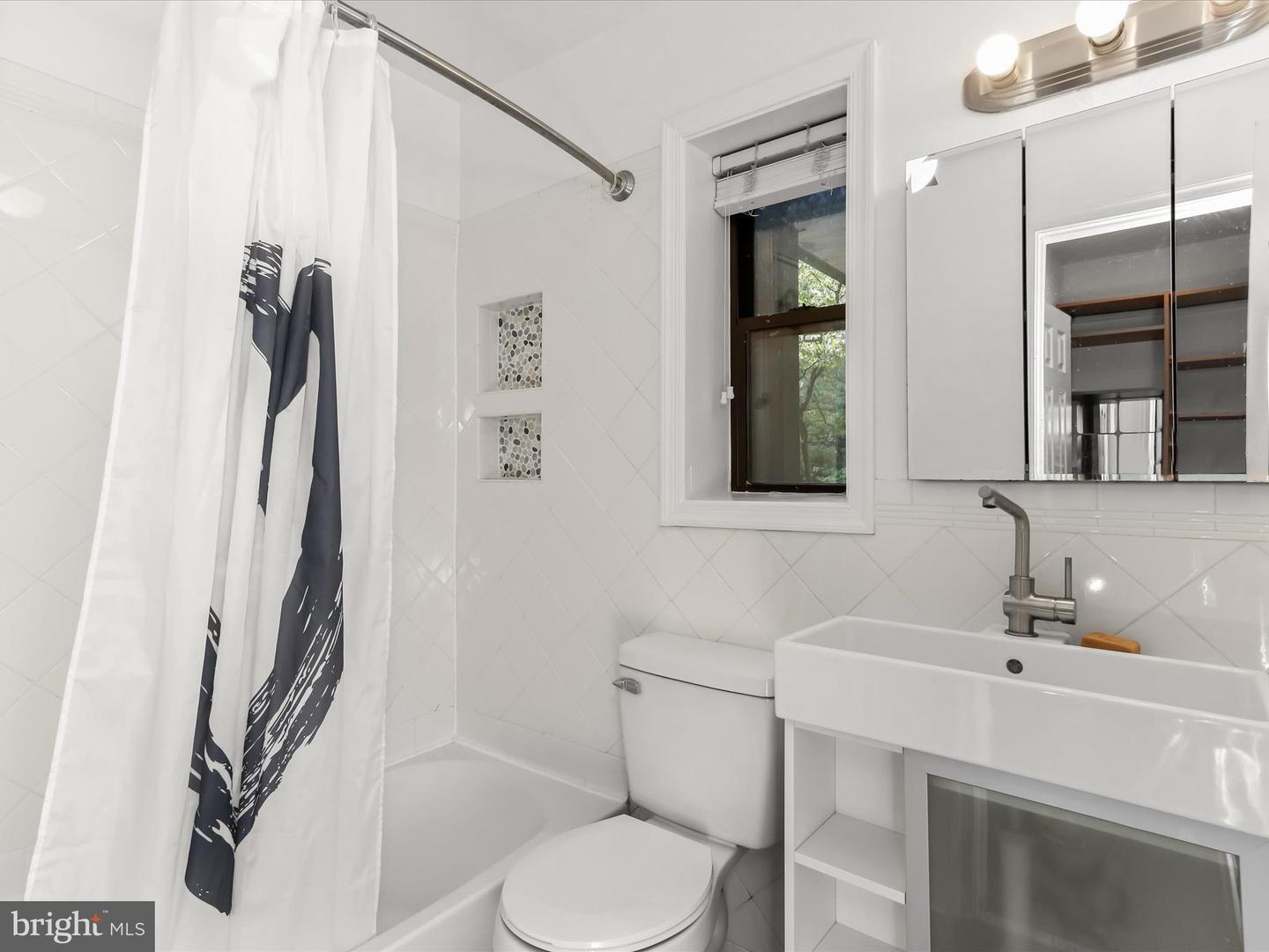 2325 42nd St Nw #320 Property Photo 22