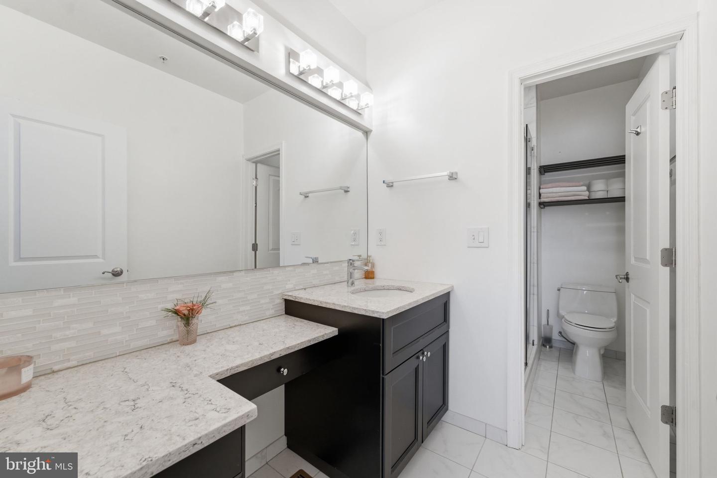 1358 Monroe St Nw #b Property Photo 31