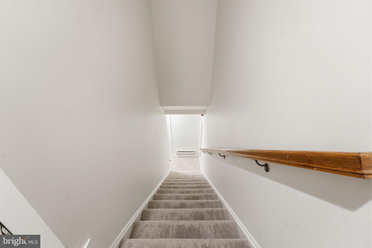 1358 Monroe St Nw #b Property Photo 52