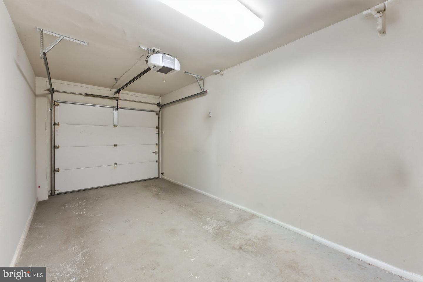 1358 Monroe St Nw #b Property Photo 53