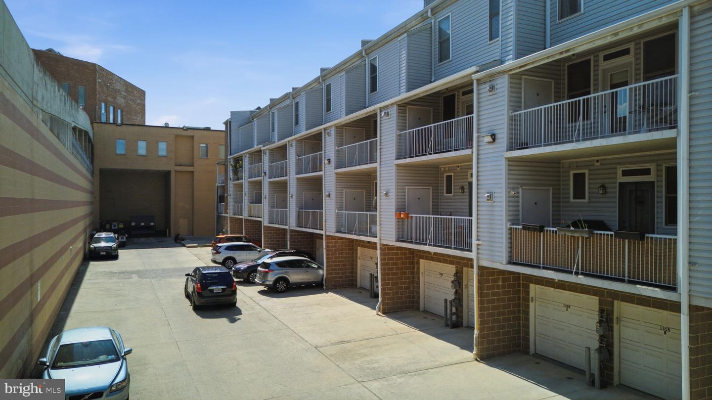 1358 Monroe St Nw #b Property Photo 56