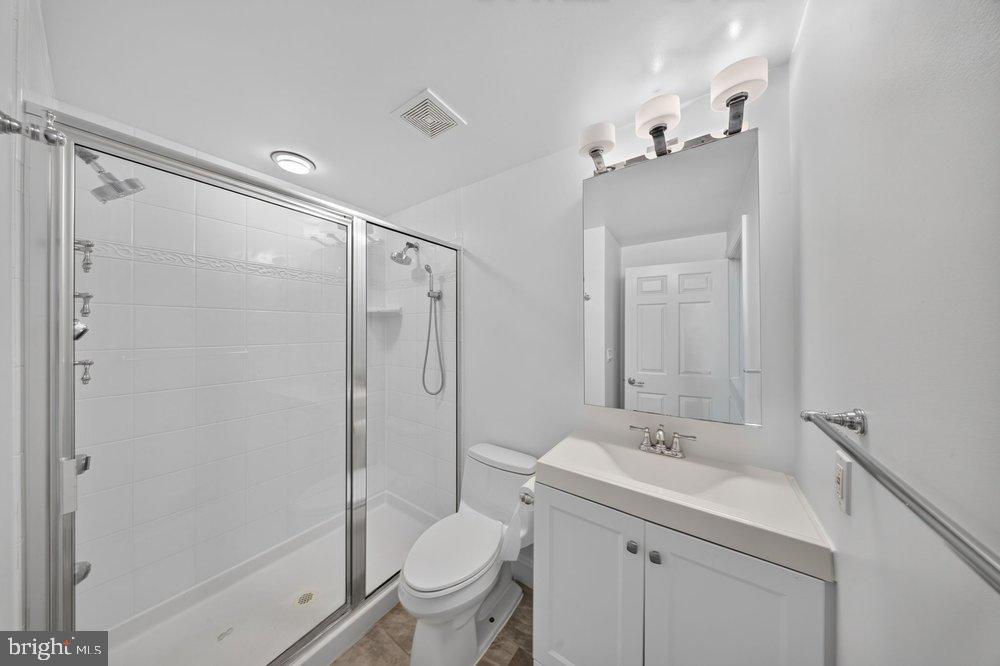 5000 Macarthur Ct Nw Property Photo 42