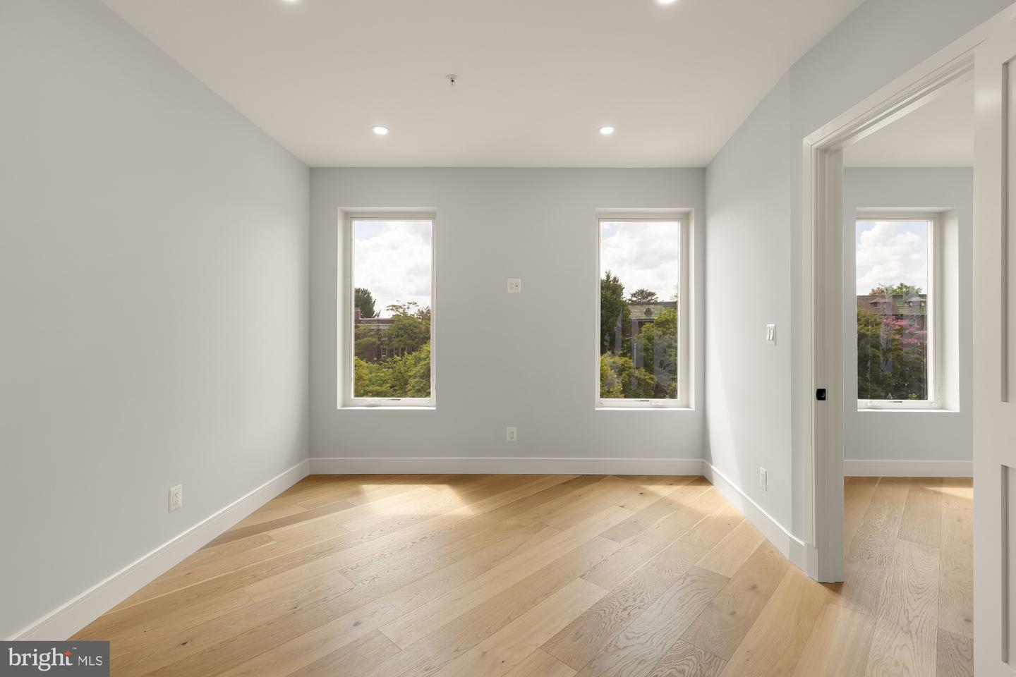 3215 Mount Pleasant St Nw #203 Property Photo 5