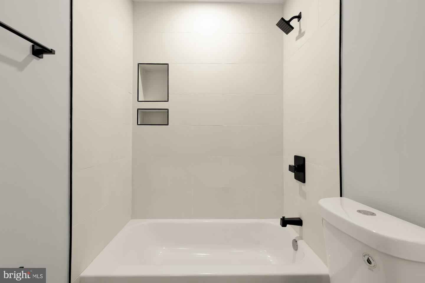 3215 Mount Pleasant St Nw #203 Property Photo 15