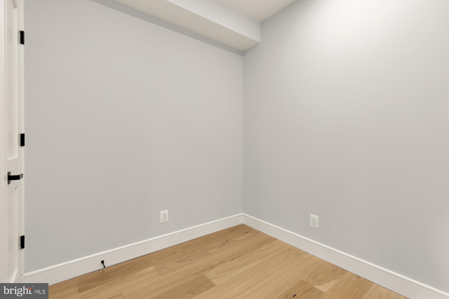3215 Mount Pleasant St Nw #203 Property Photo 17