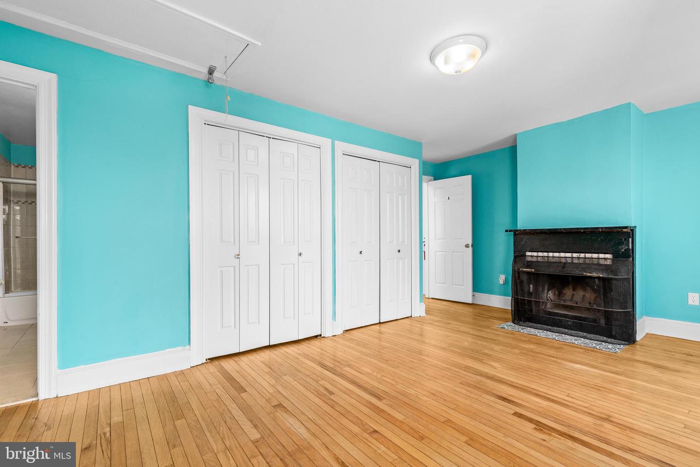 1827 East Capitol St Se Property Photo 11
