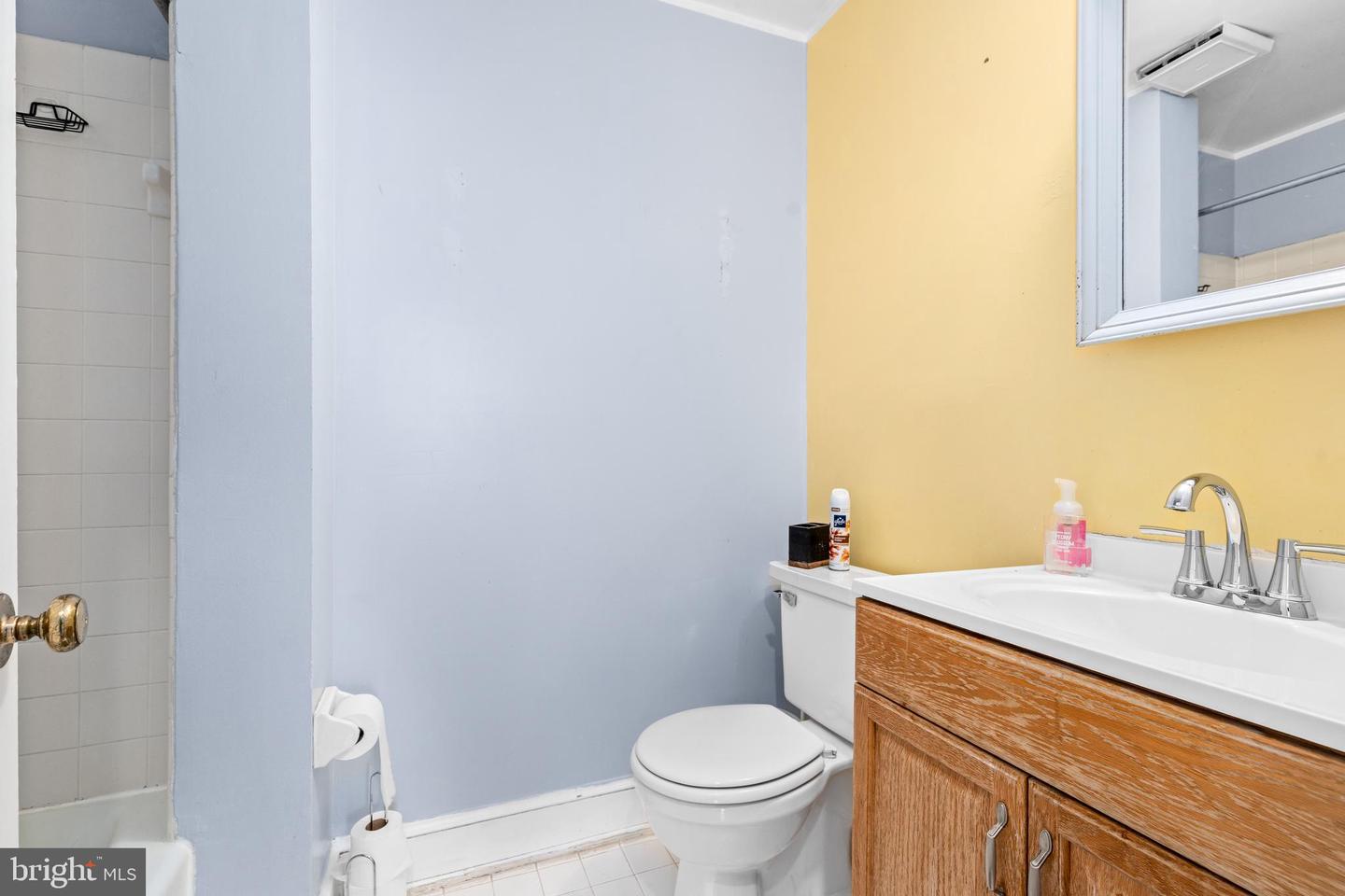 1827 East Capitol St Se Property Photo 17
