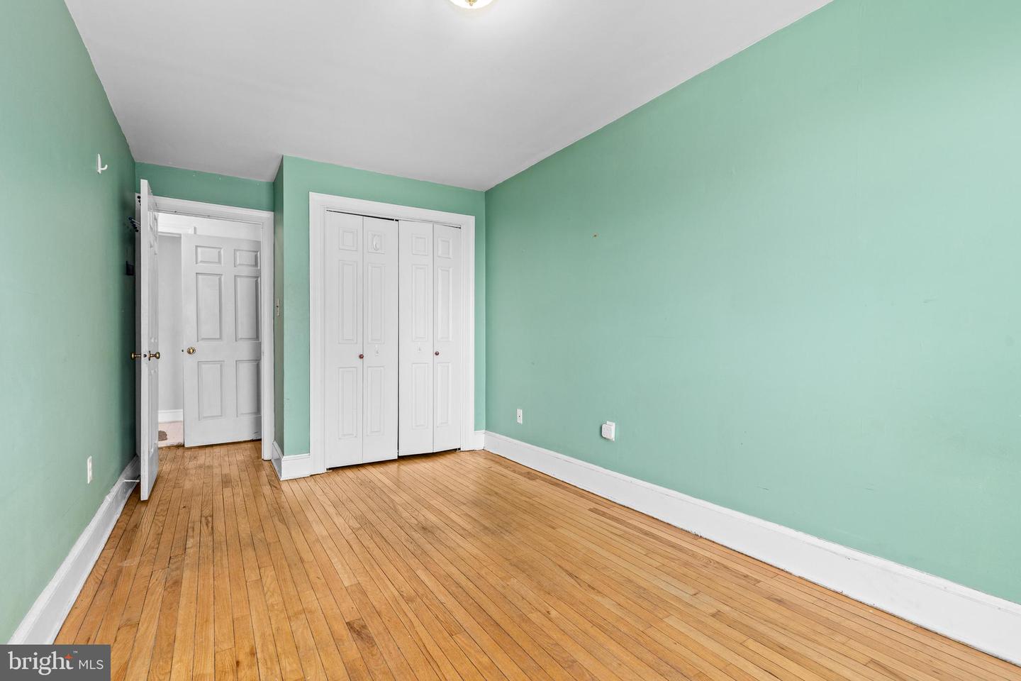 1827 East Capitol St Se Property Photo 19