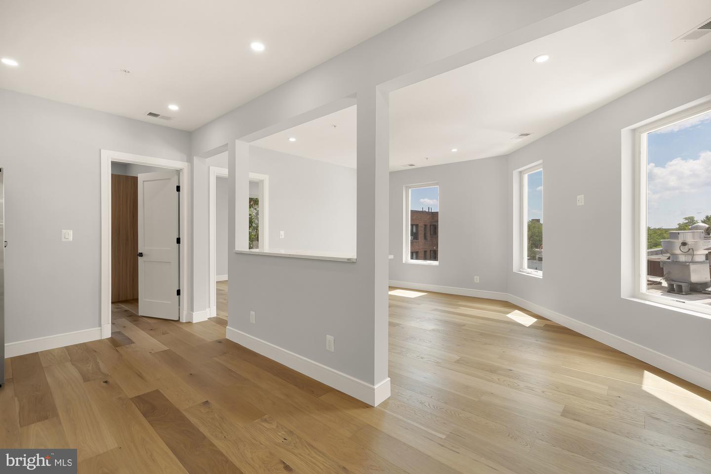 3215 Mount Pleasant St Nw #301 Property Photo 7