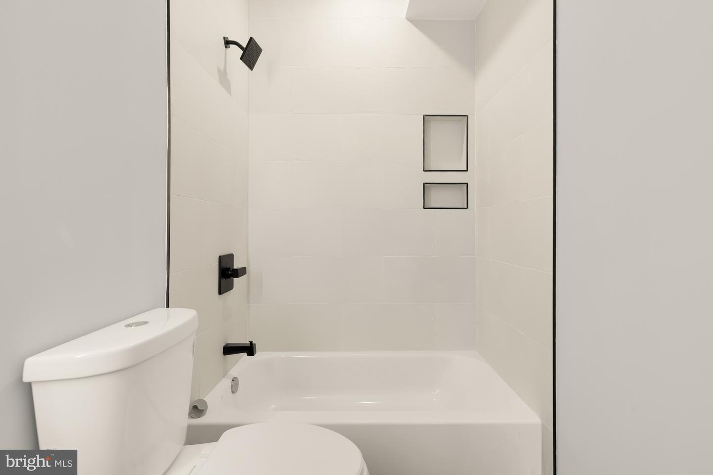 3215 Mount Pleasant St Nw #301 Property Photo 23