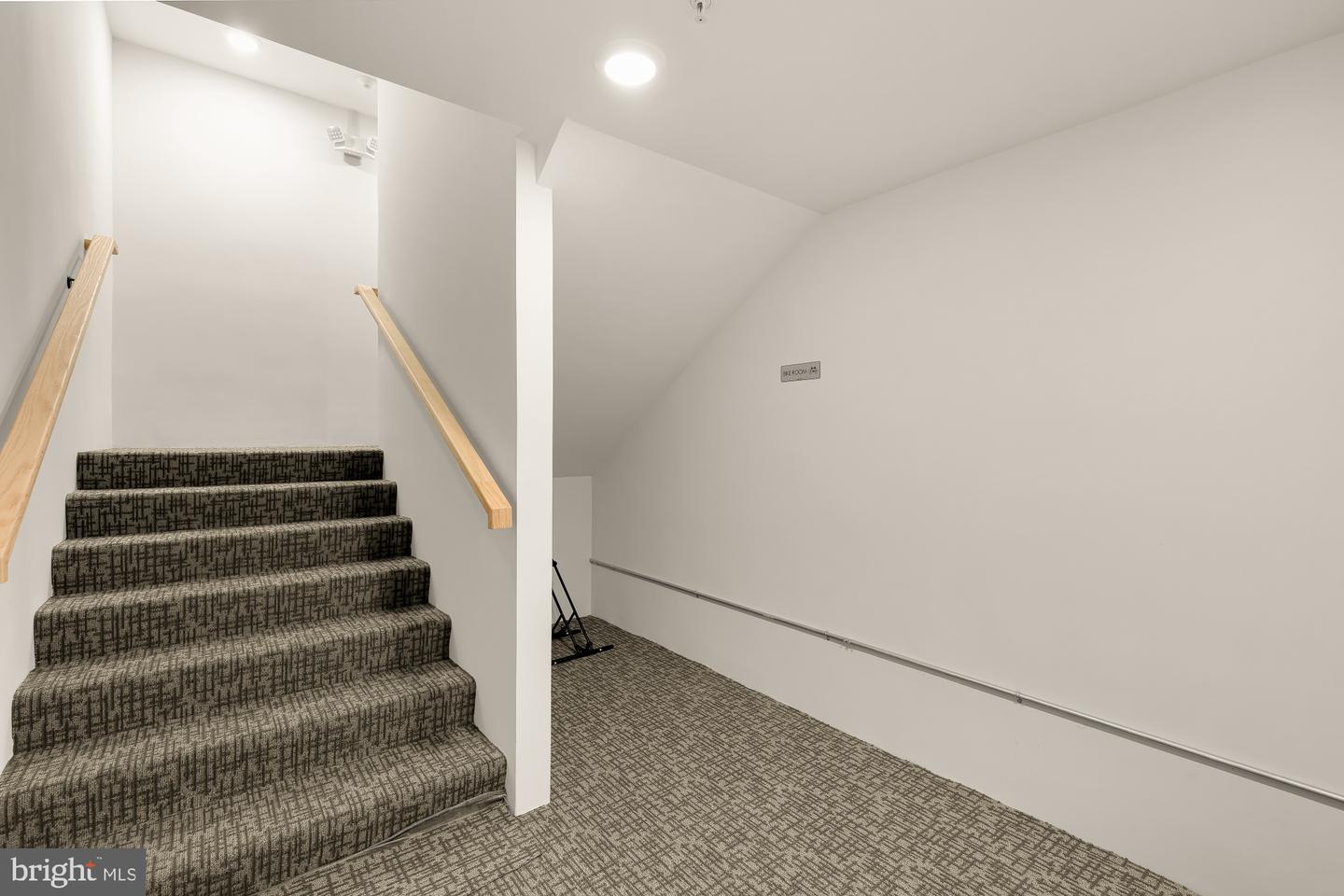 3215 Mount Pleasant St Nw #301 Property Photo 25