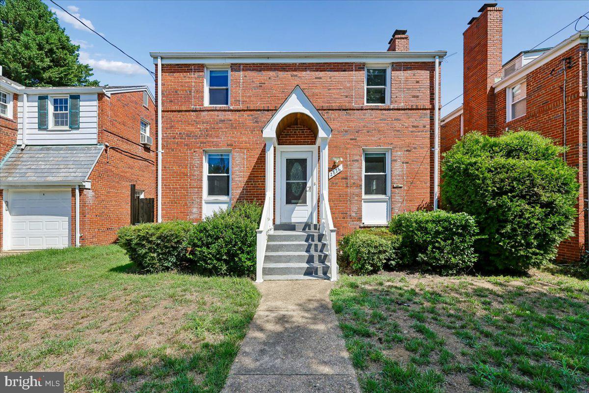 2826 Newton St Ne Property Photo 1
