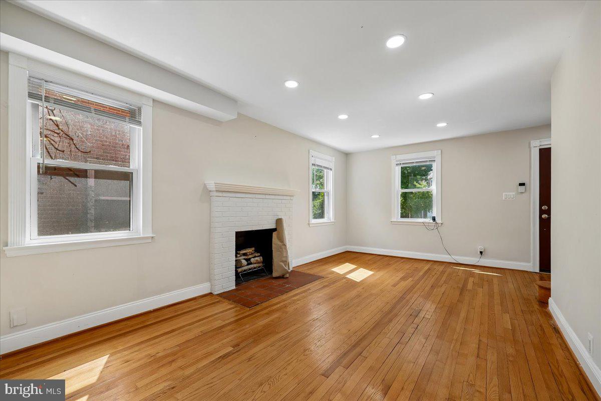 2826 Newton St Ne Property Photo 19