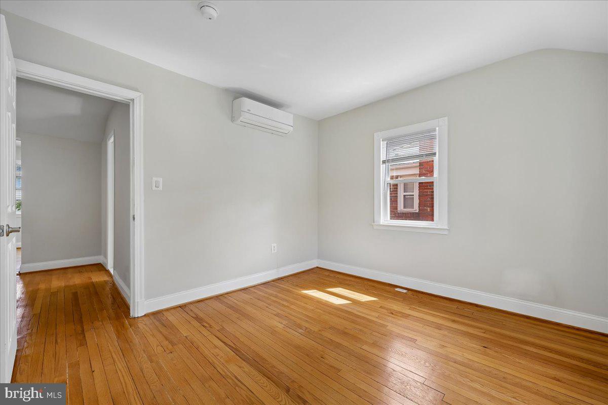 2826 Newton St Ne Property Photo 39